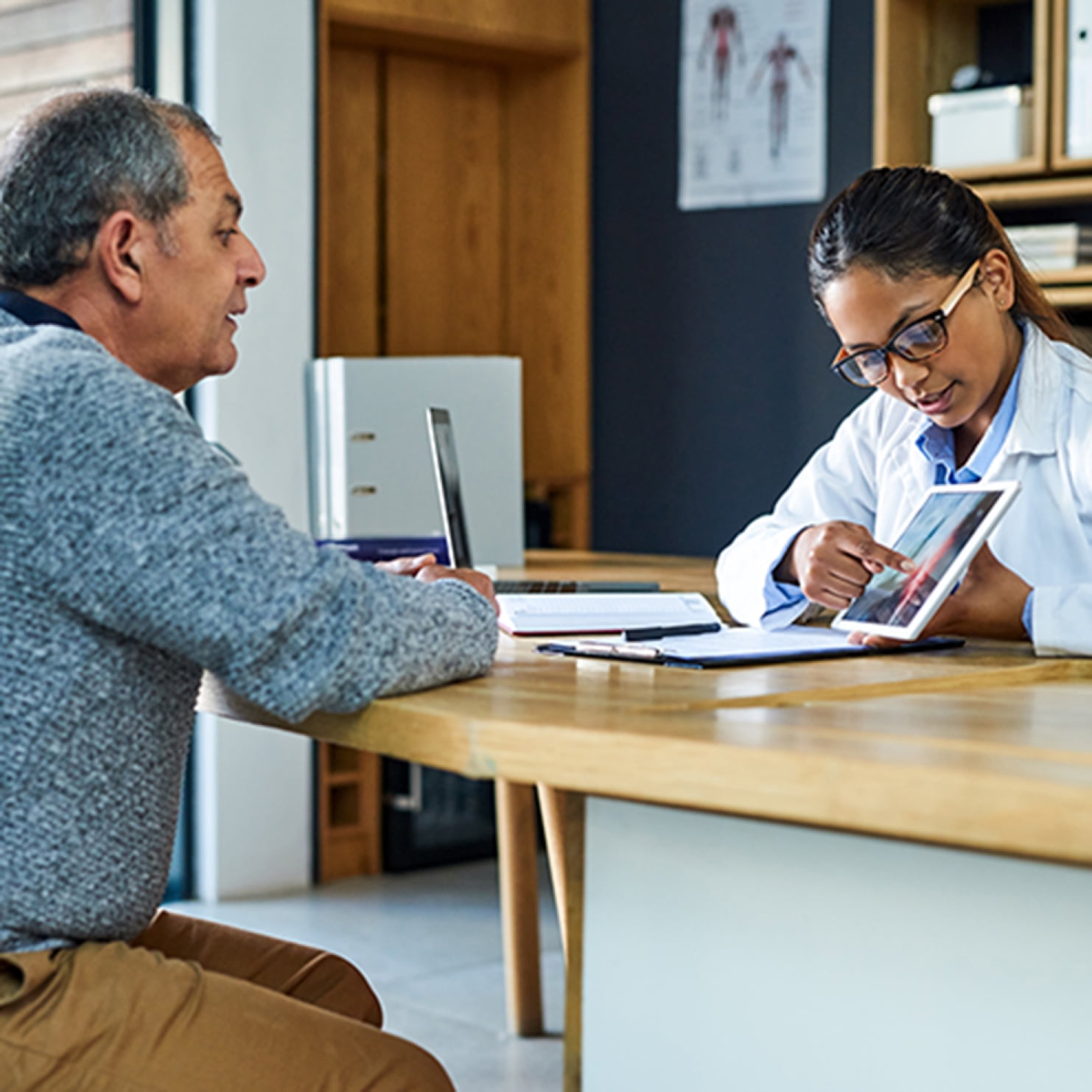 patient talking to radiologist